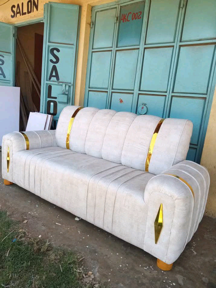 Velvet Wingback Lounger